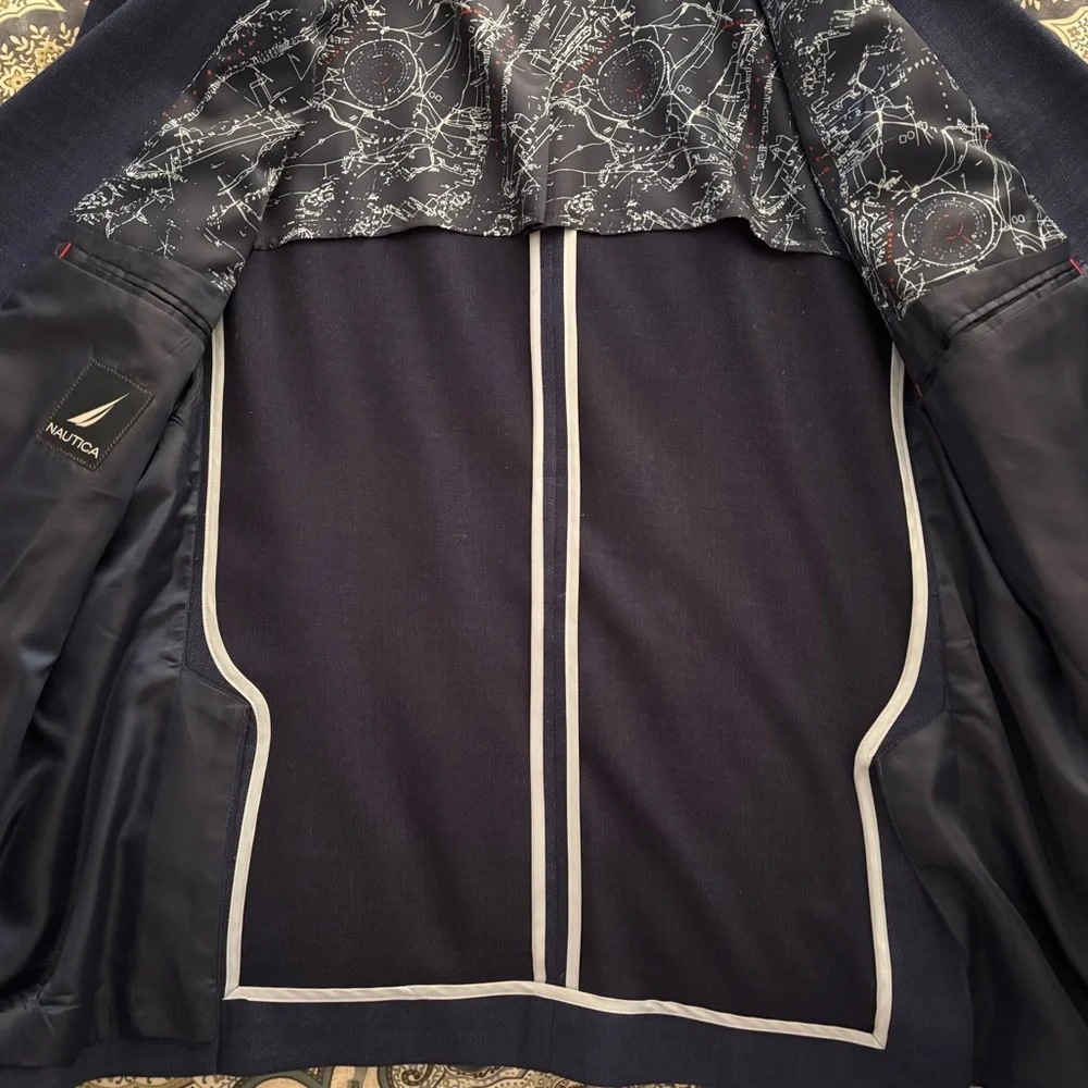 Nautica Navy Blue Sport Coat - Size 42S - Picture 4 of 5